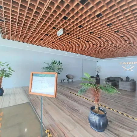 Tarik Beach Apartment Апартаменты Портиман